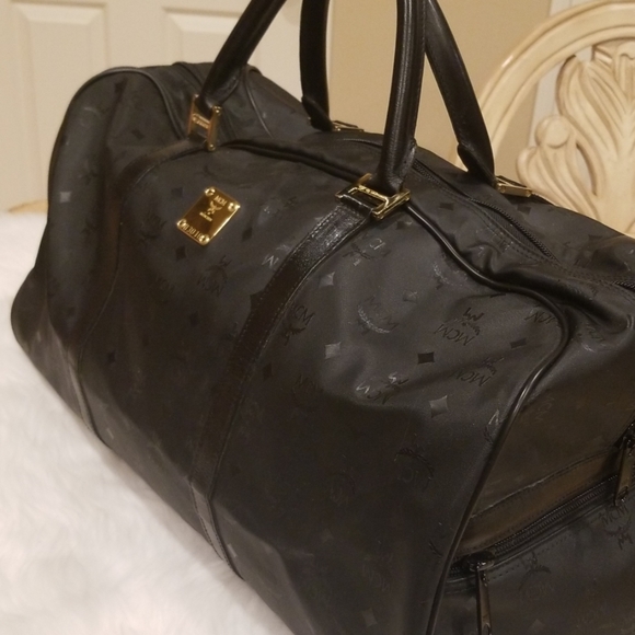 Vintage MCM Black Duffle Bag - Picture 4 of 8